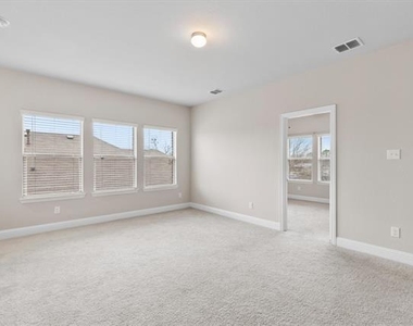 576 Spruce Trail - Photo Thumbnail 25