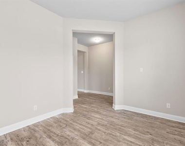 576 Spruce Trail - Photo Thumbnail 13