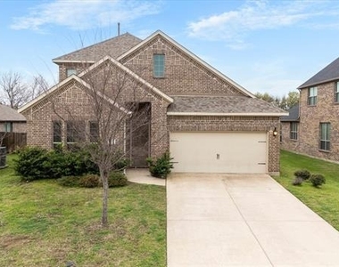 576 Spruce Trail - Photo Thumbnail 1