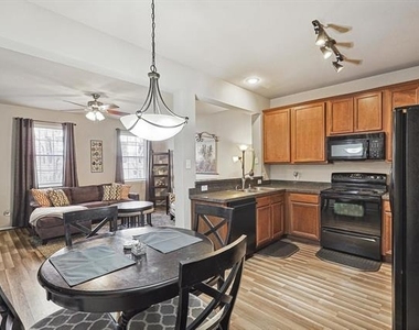 4064 Kyndra Circle - Photo Thumbnail 3