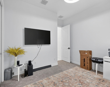10195 Sw Latium Way - Photo Thumbnail 46