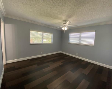 8990 S Hollybrook Boulevard - Photo Thumbnail 12