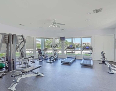 606 Mainsail Circle - Photo Thumbnail 20