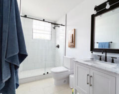 606 Mainsail Circle - Photo Thumbnail 8