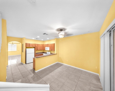 21223 Nw 14th Place - Photo Thumbnail 11