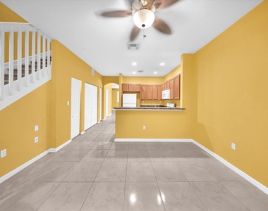21223 Nw 14th Place - Photo Thumbnail 10