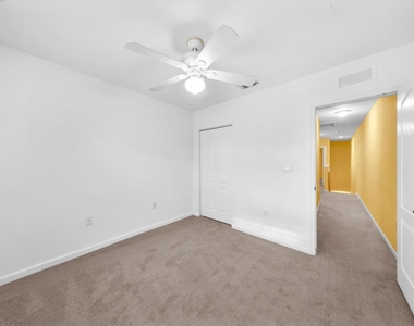 21223 Nw 14th Place - Photo Thumbnail 21