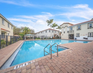 21223 Nw 14th Place - Photo Thumbnail 24