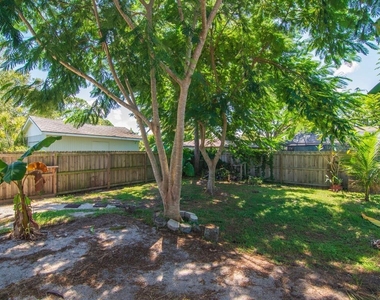 6113 Yucca Drive - Photo Thumbnail 28