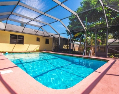 6113 Yucca Drive - Photo Thumbnail 24