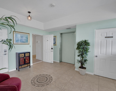 4114 W Palm Aire Drive - Photo Thumbnail 18