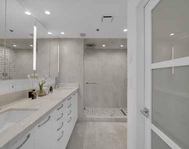 4114 W Palm Aire Drive - Photo Thumbnail 36