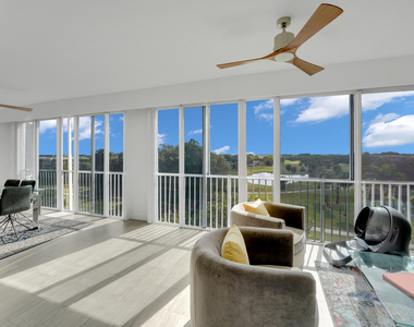 4114 W Palm Aire Drive - Photo Thumbnail 5