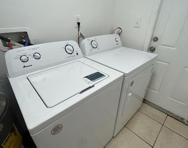 900 Nw 17th Avenue - Photo Thumbnail 11