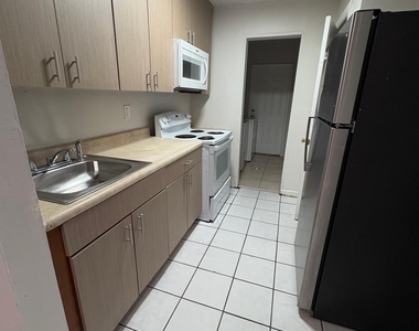 900 Nw 17th Avenue - Photo Thumbnail 20