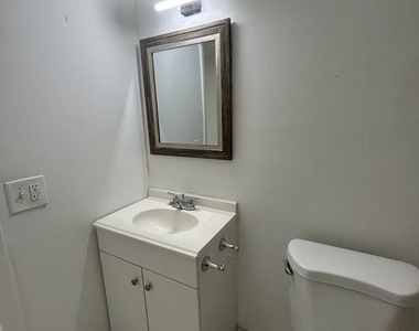 900 Nw 17th Avenue - Photo Thumbnail 10