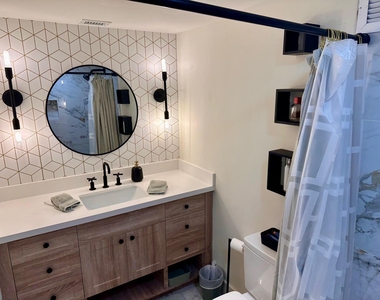 2029 N Ocean Boulevard - Photo Thumbnail 7
