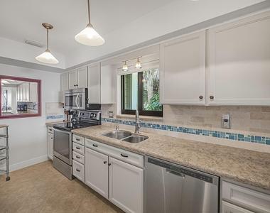 175 Se Saint Lucie Boulevard - Photo Thumbnail 4