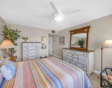 175 Se Saint Lucie Boulevard - Photo Thumbnail 8