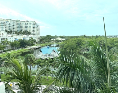 700 E Boynton Beach Boulevard - Photo Thumbnail 9