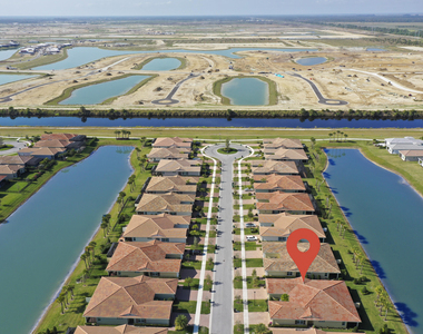 24060 Sw Firenze Way - Photo Thumbnail 16
