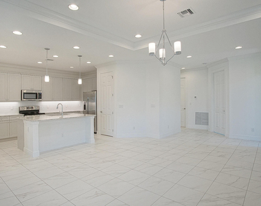 24060 Sw Firenze Way - Photo Thumbnail 7