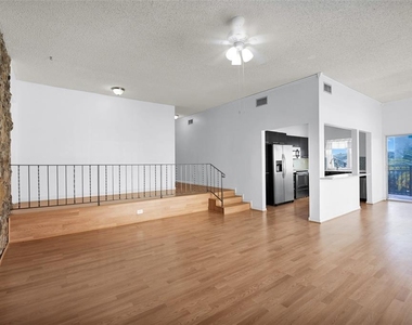 4850 Sw 63rd Terrace - Photo Thumbnail 4