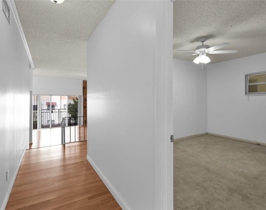 4850 Sw 63rd Terrace - Photo Thumbnail 9