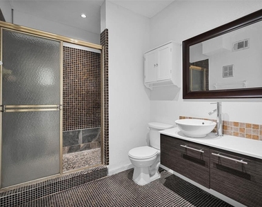 4850 Sw 63rd Terrace - Photo Thumbnail 10