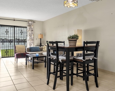 6715 W 26th Drive - Photo Thumbnail 6
