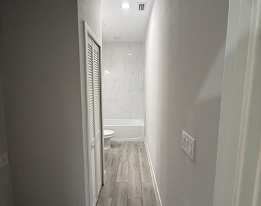 4800 15th Street Sw - Photo Thumbnail 21