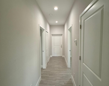 4800 15th Street Sw - Photo Thumbnail 4