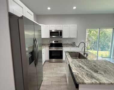 4800 15th Street Sw - Photo Thumbnail 12