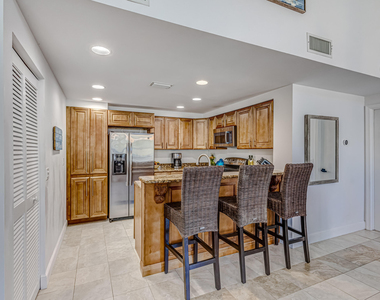 1701 Mizzenmast Way - Photo Thumbnail 14