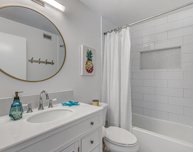 1701 Mizzenmast Way - Photo Thumbnail 40