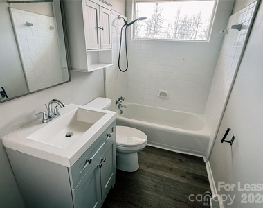2544 Abelwood Road - Photo Thumbnail 6