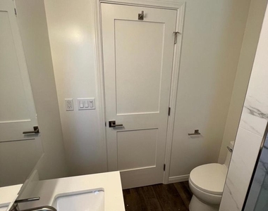 3357 Rexford Street - Photo Thumbnail 7