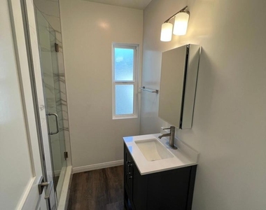 3357 Rexford Street - Photo Thumbnail 10