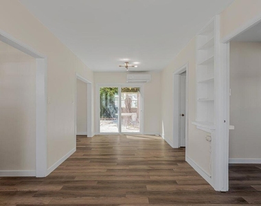 6131 Ranchito Avenue - Photo Thumbnail 3