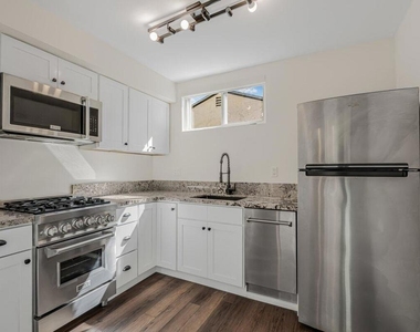 6131 Ranchito Avenue - Photo Thumbnail 6