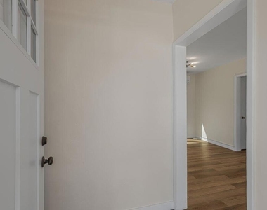 6131 Ranchito Avenue - Photo Thumbnail 2