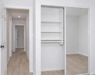 639 Calle Tulipan - Photo Thumbnail 1