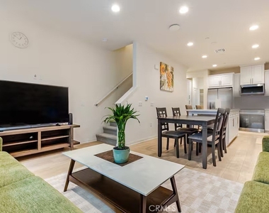 243 S Sand Palm Drive - Photo Thumbnail 6