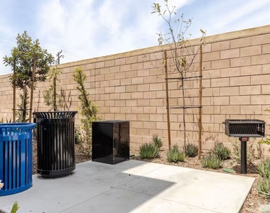 243 S Sand Palm Drive - Photo Thumbnail 27