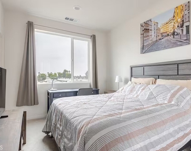 243 S Sand Palm Drive - Photo Thumbnail 18