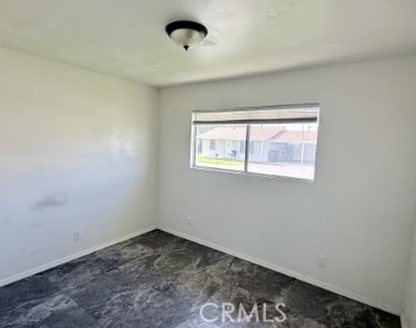 24460 Myers Ave - Photo Thumbnail 13
