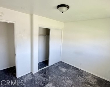 24460 Myers Ave - Photo Thumbnail 14