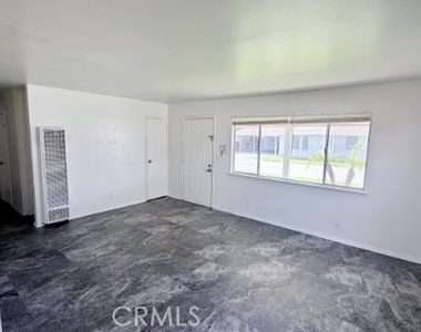 24460 Myers Ave - Photo Thumbnail 4