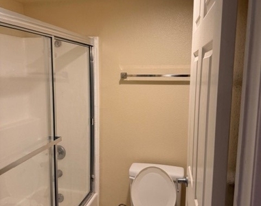 5545 Canoga Avenue - Photo Thumbnail 15
