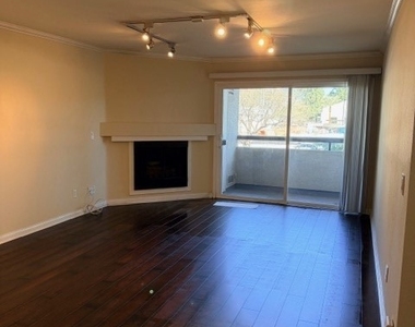 5545 Canoga Avenue - Photo Thumbnail 5